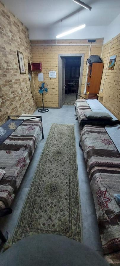 Family Hostel 阿拉木图 外观 照片