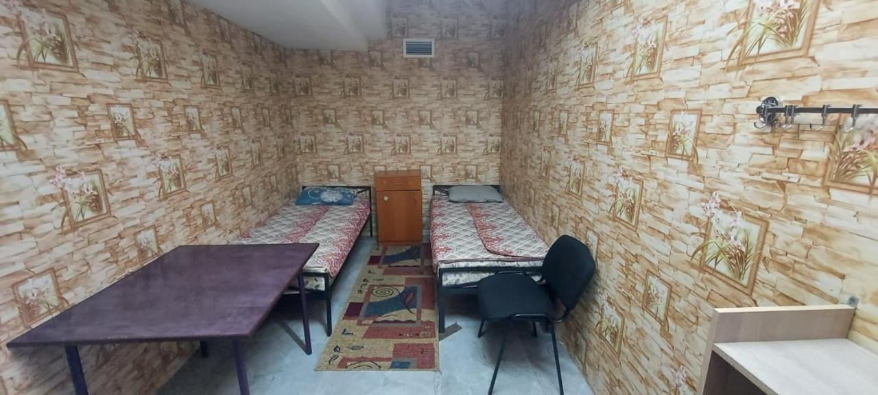 Family Hostel 阿拉木图 外观 照片