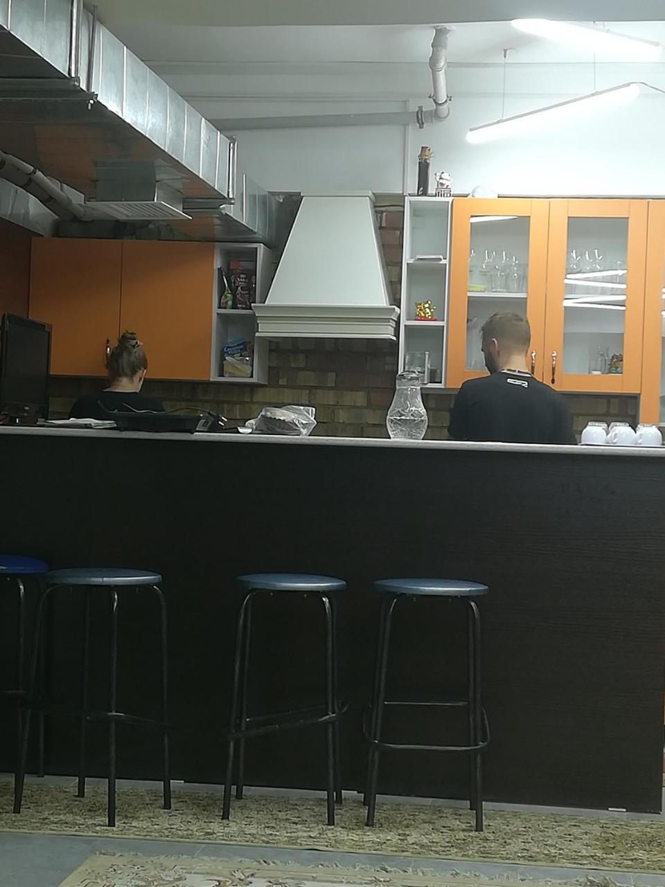 Family Hostel 阿拉木图 外观 照片
